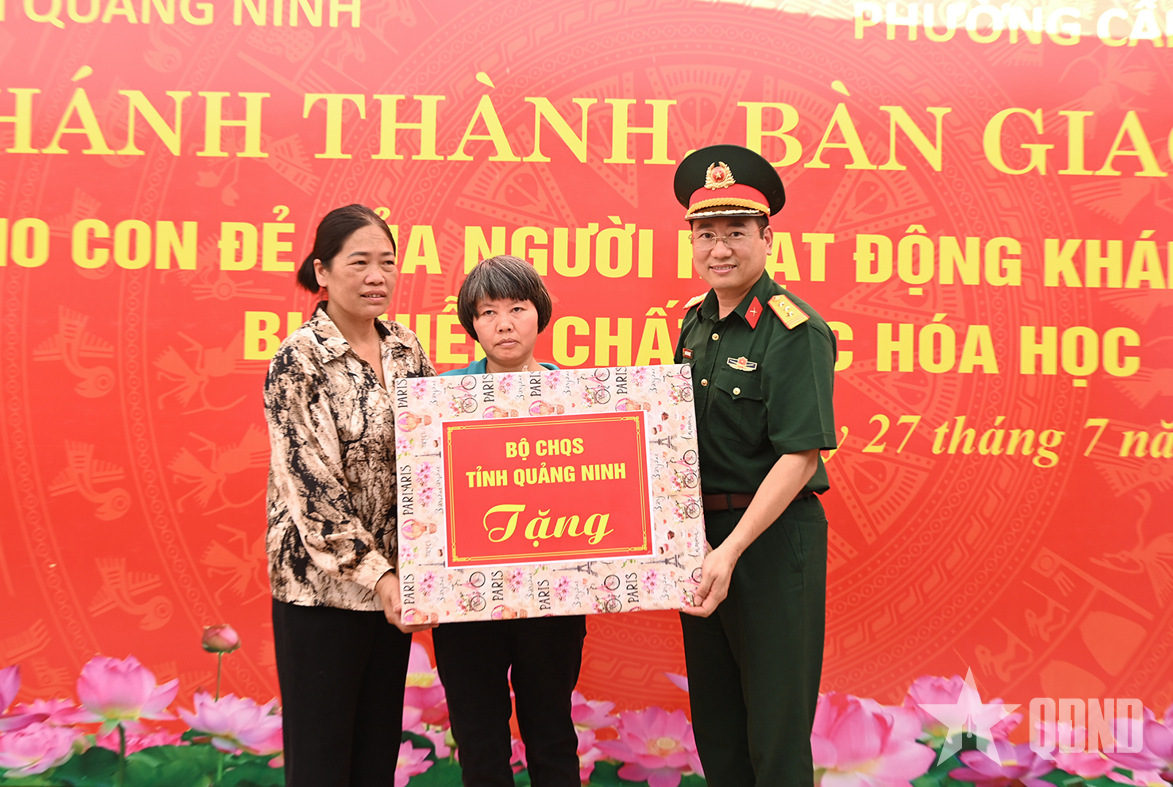 Quảng Ninh: Bàn giao nhà tình nghĩa tặng thân nhân người hoạt động kháng chiến bị nhiễm chất độc hóa học